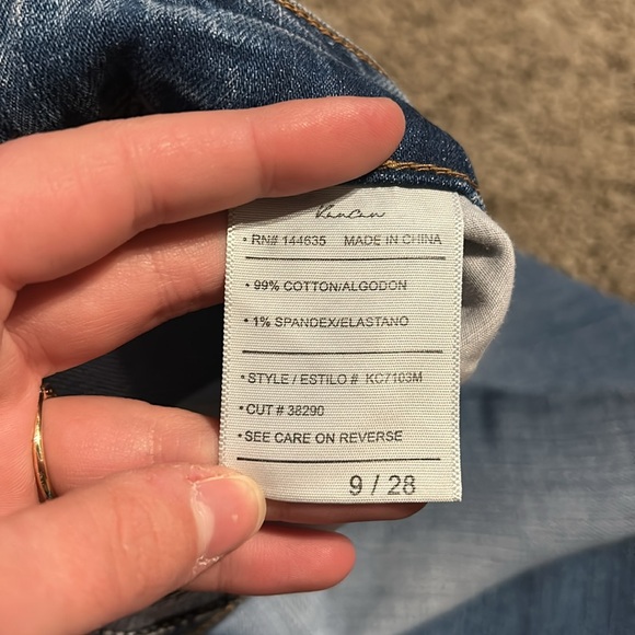 Jeans - Picture 4 of 4